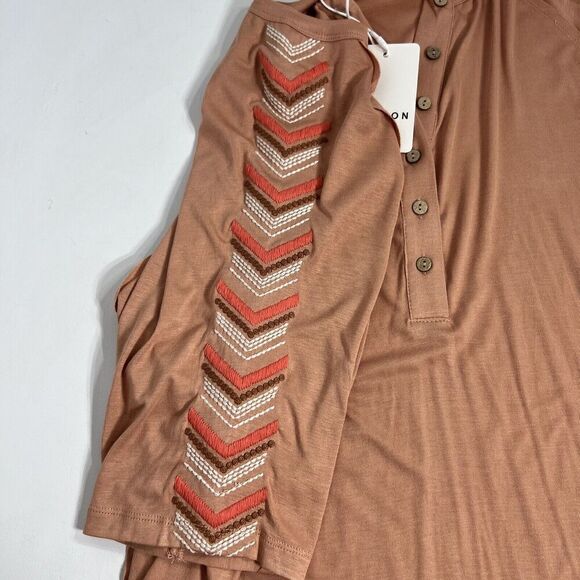 Heyson Embroidered Oversize Shirt Small Terra-Cotta Henley Short Sleeve Boutique - Picture 4 of 10